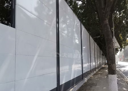 A類烤漆鋼圍擋-深圳標準定制款工程案例-A/B/C類圍擋-深圳市大通建材有限公司鋼圍擋生產(chǎn)定制廠家